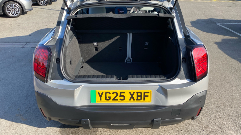 MINI Aceman 135kW E Classic 43kWh 5dr Auto Electric Hatchback